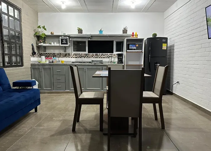 Moderno Apartamento En El Oeste De Cali