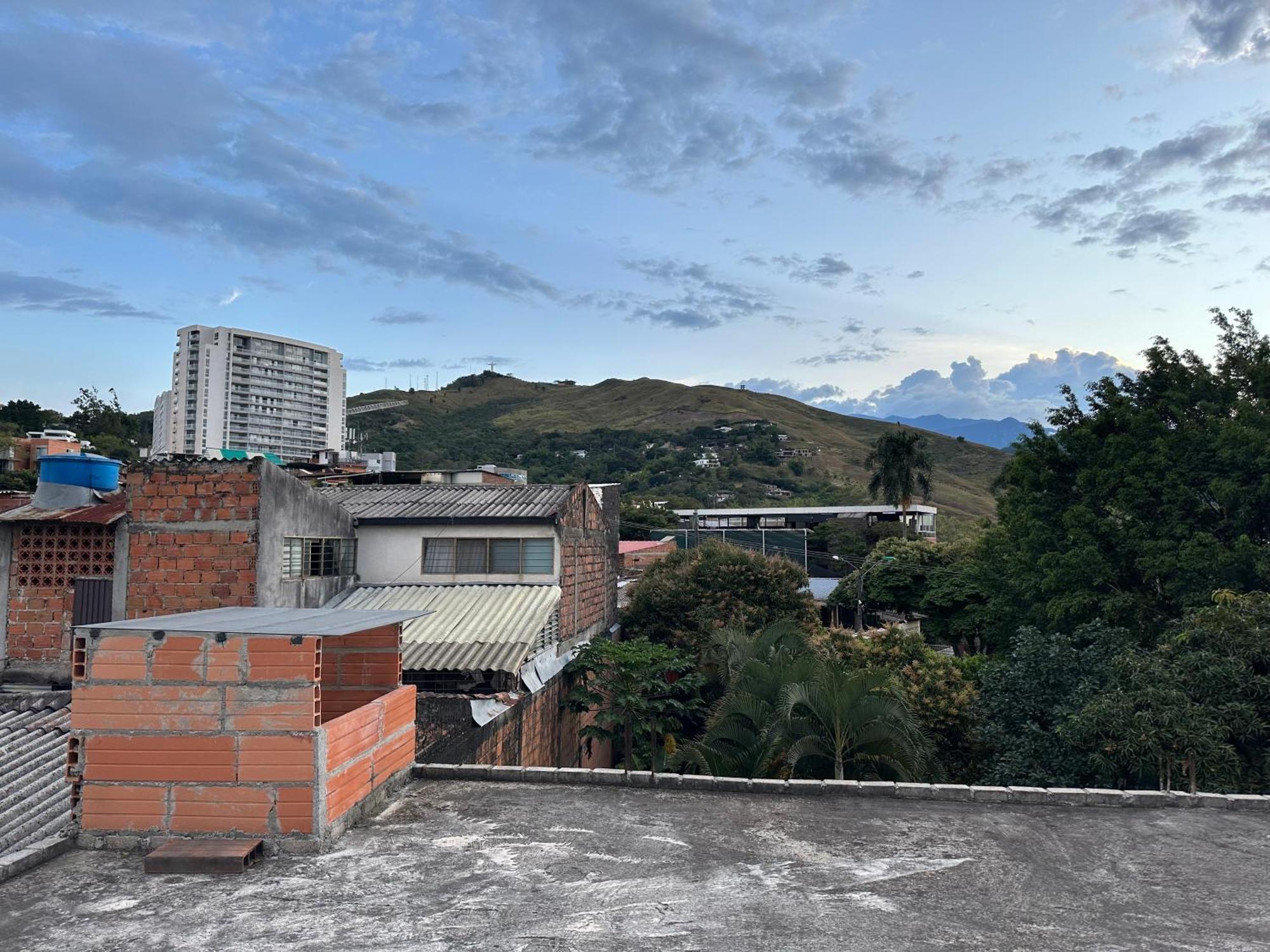 Moderno En El Oeste De Apartment Cali