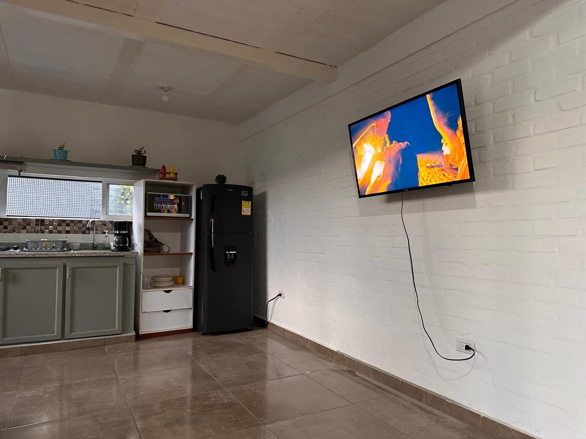 Moderno En El Oeste De Apartment *