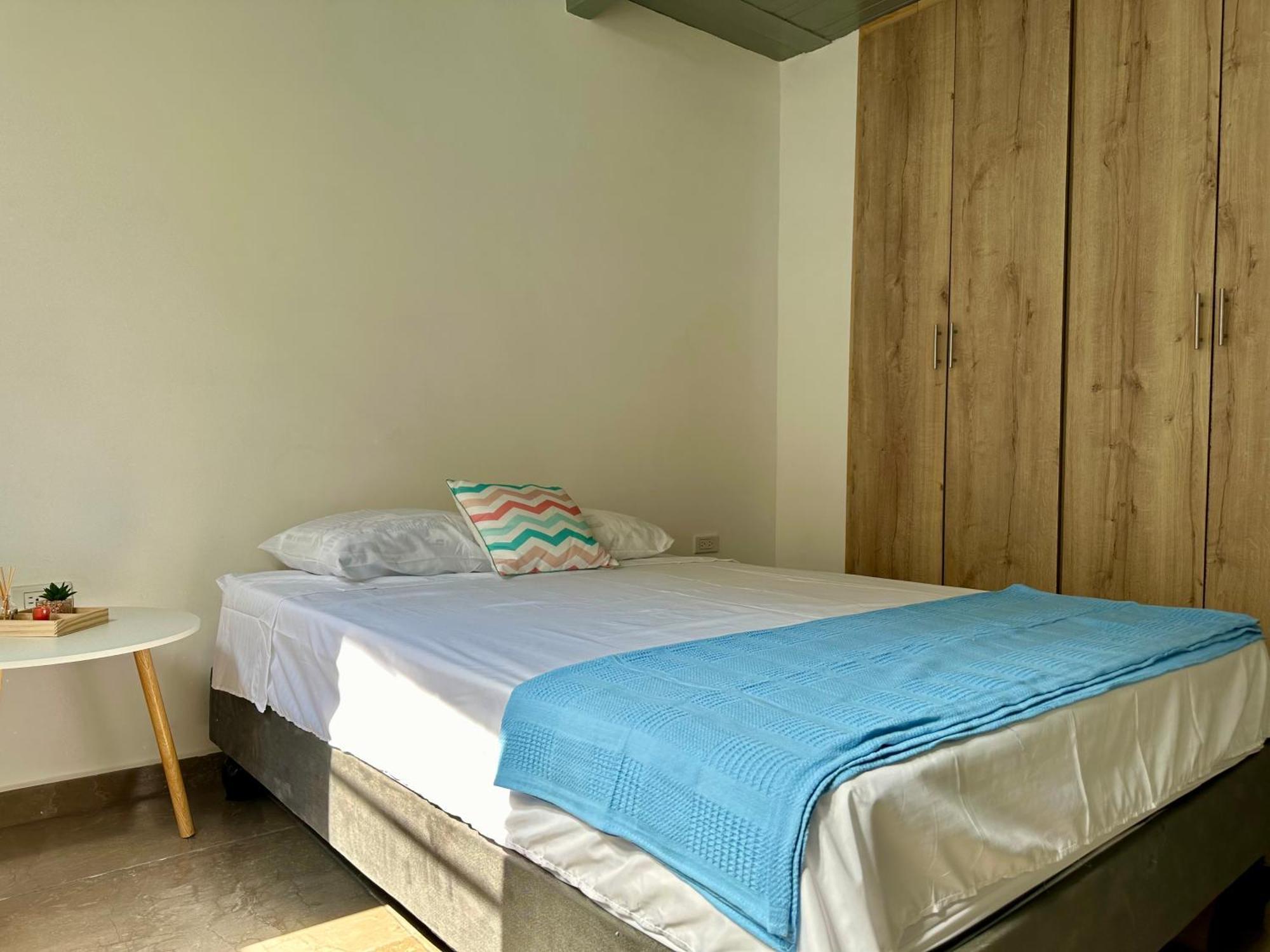 Apartment Moderno En El Oeste De *